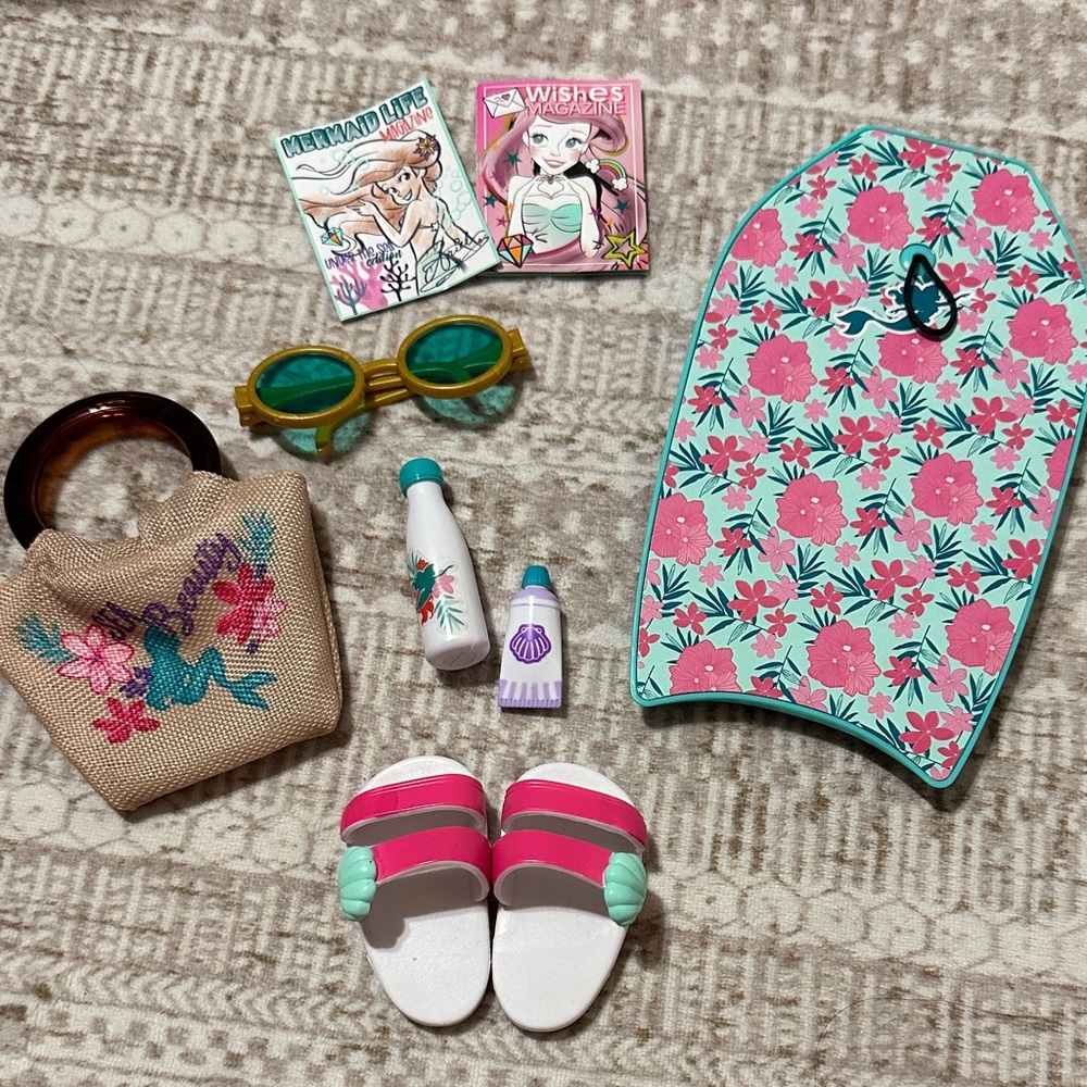 Beach Fun Doll Accessory Set with Floral Boogie Board- Disney ily